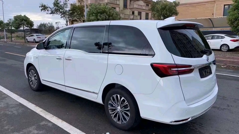 嘉兴21年别克GL84