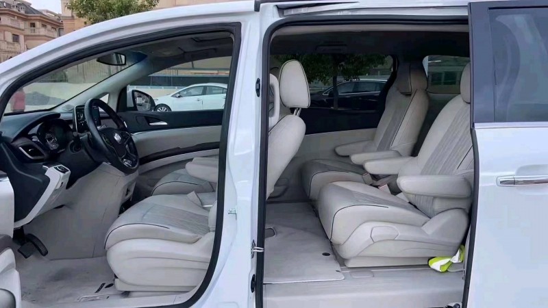 嘉兴21年别克GL86