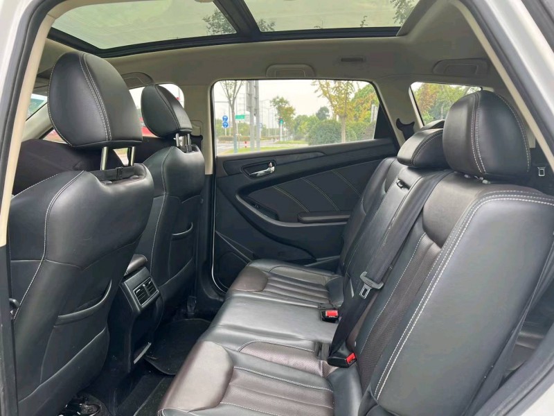 泰州17年东风5806