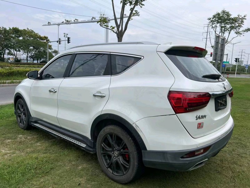 泰州17年东风5807