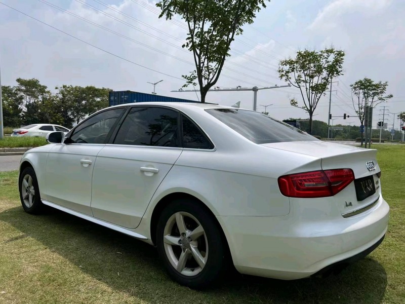 泰州14年奥迪A4L7