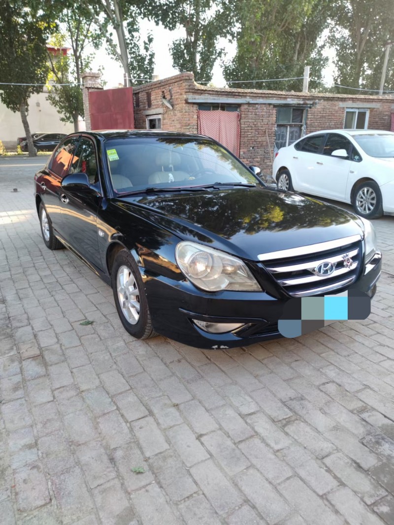 保定16年现代名驭4