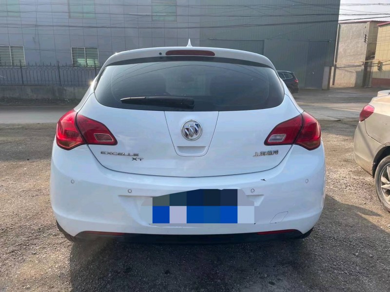 保定11年别克英朗6