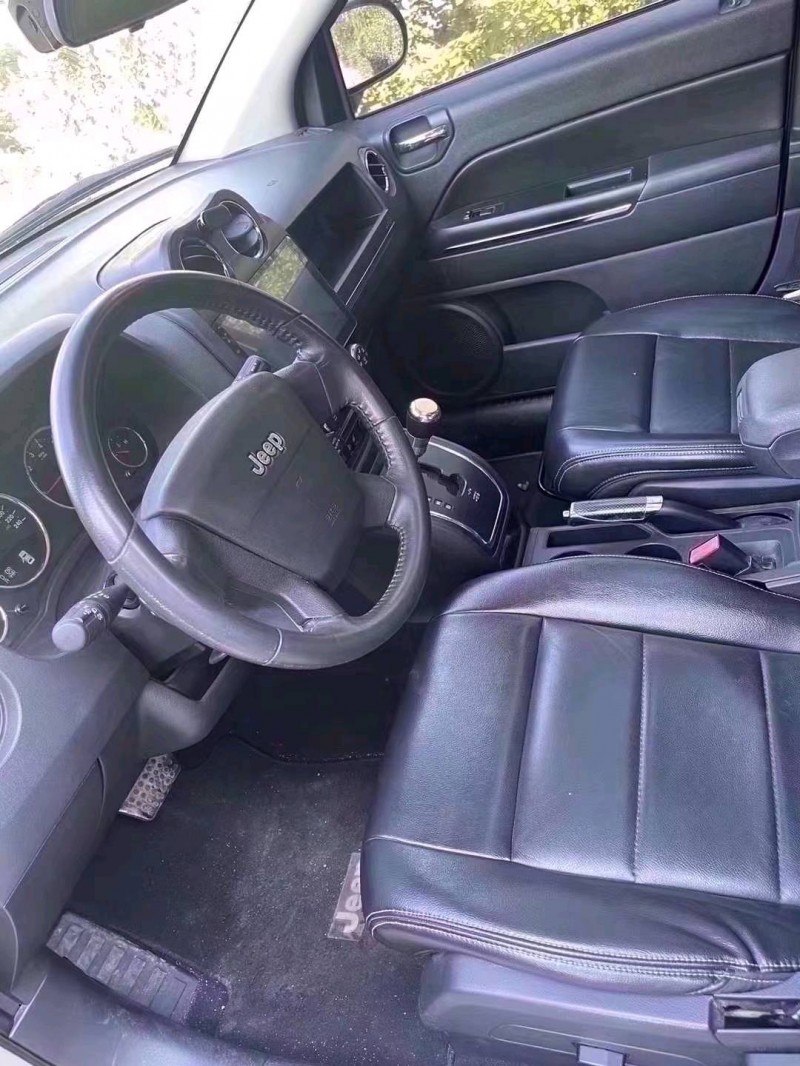 济南10年Jeep指南者7