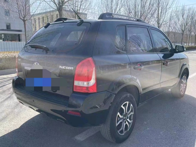 保定14年现代途胜4