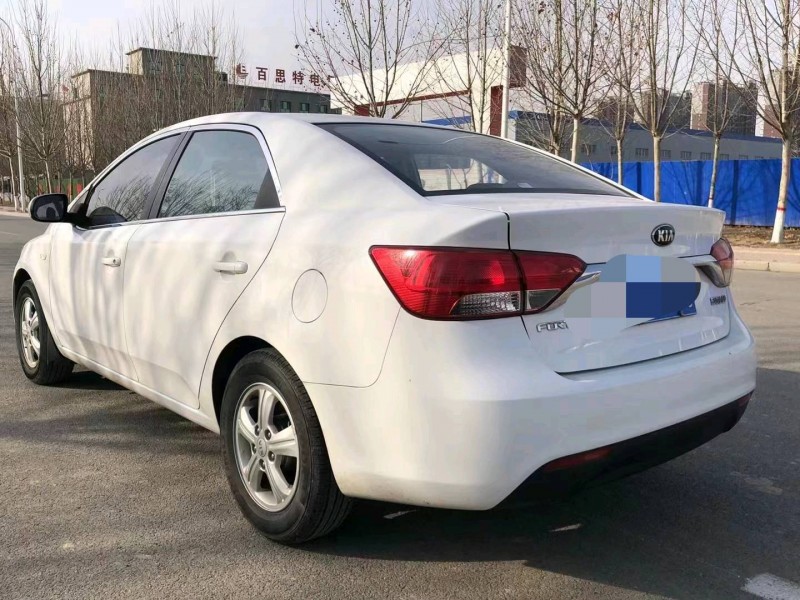 保定14年起亚福瑞迪5