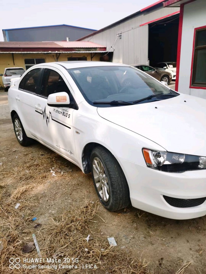 保定12年三菱翼神2