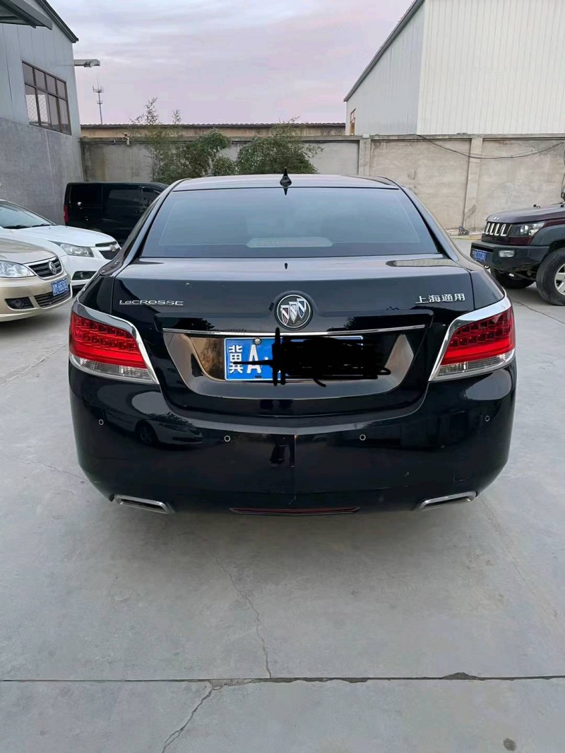 保定10年别克君越6