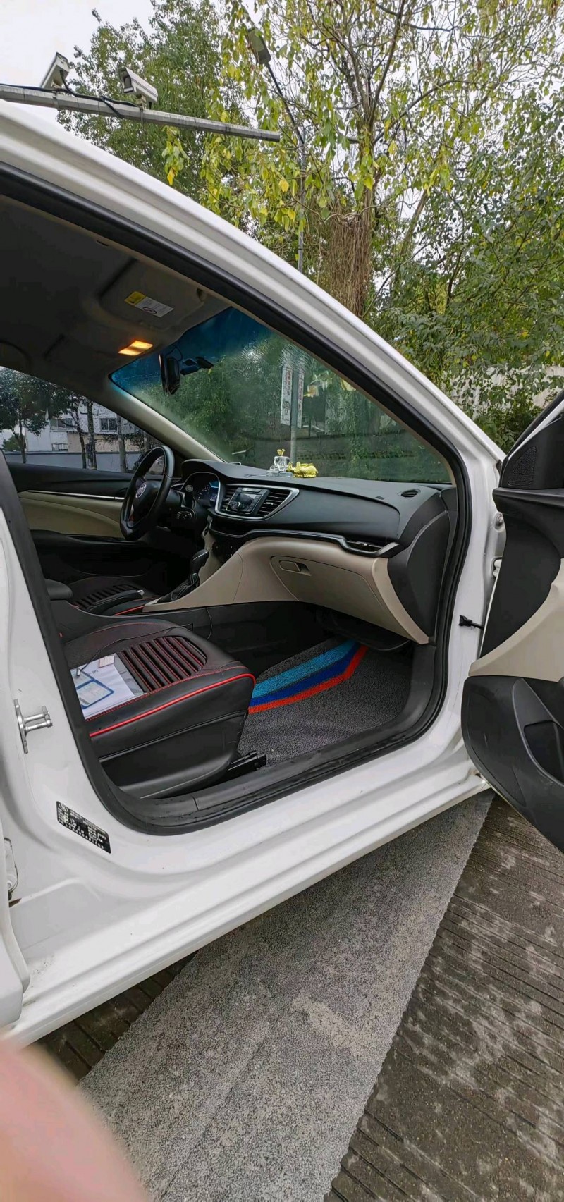 嘉兴17年别克英朗7