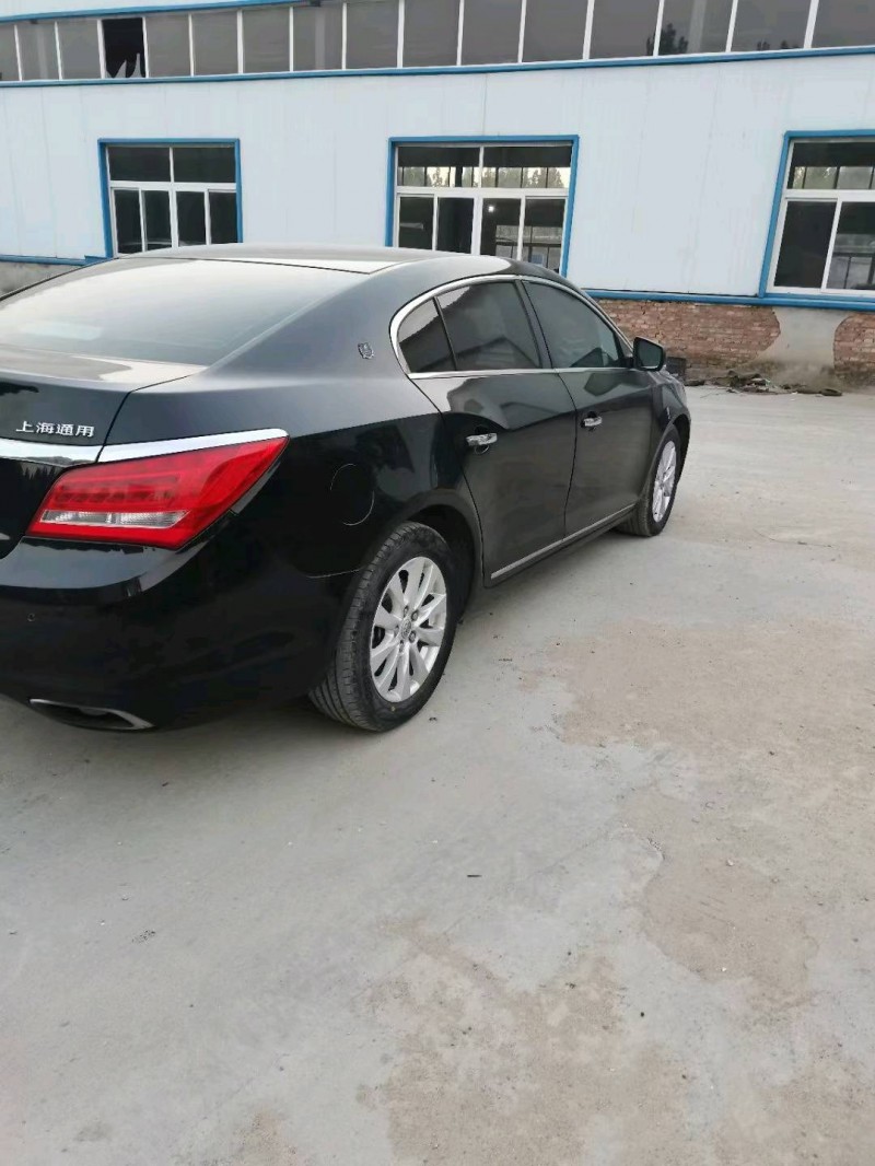 聊城15年别克君越8