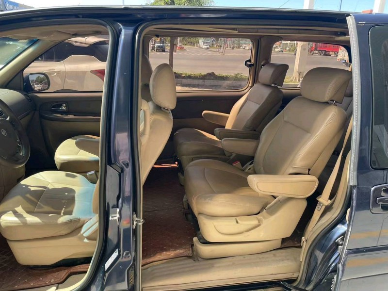 保定13年别克陆尊7