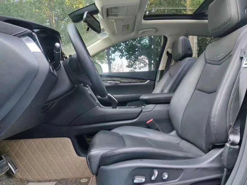 济南16年凯迪拉克XT53