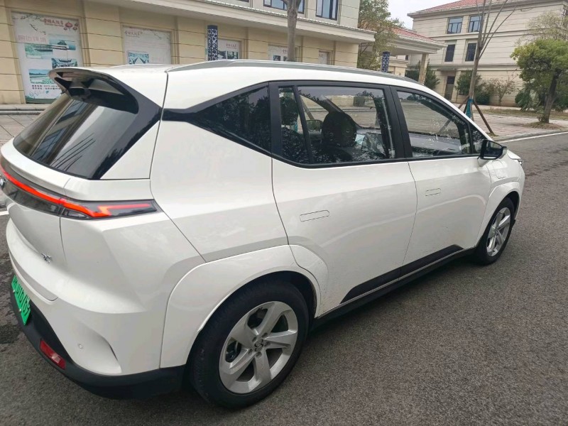 北京22年传祺合创8