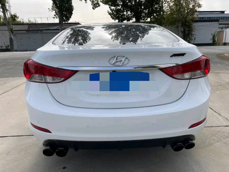 保定16年现代朗动4