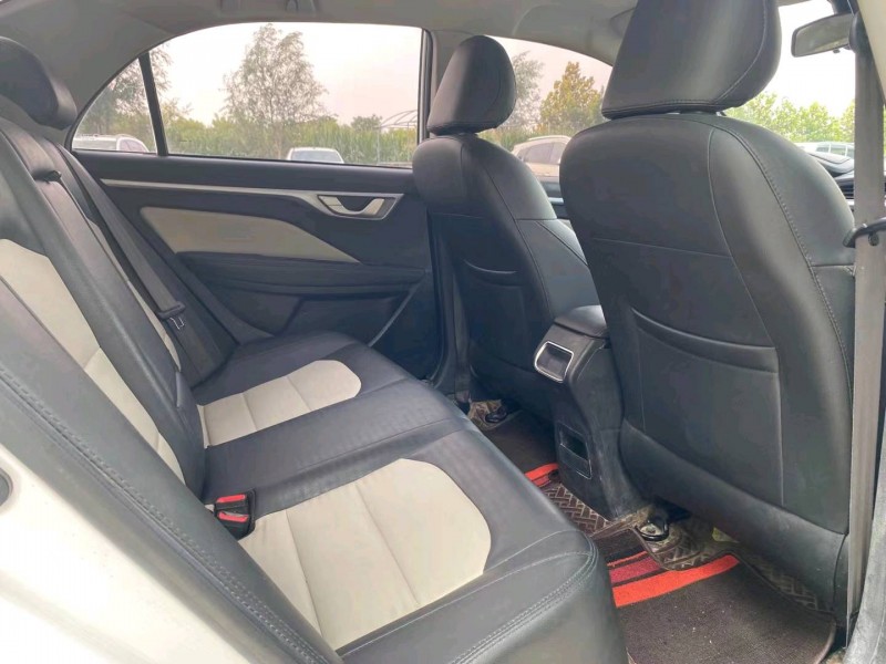 邯郸21年吉利远景5