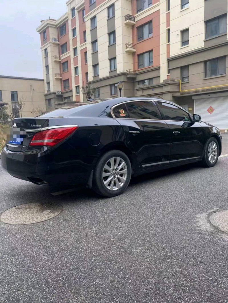 青岛14年别克君越8