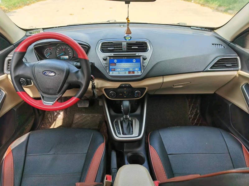 北京17年福特福睿斯6