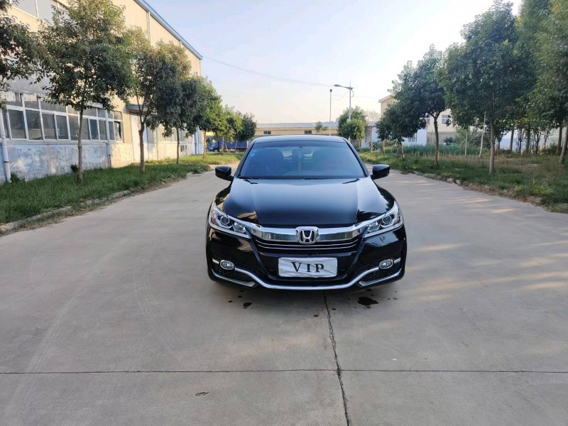 北京18年本田雅阁1