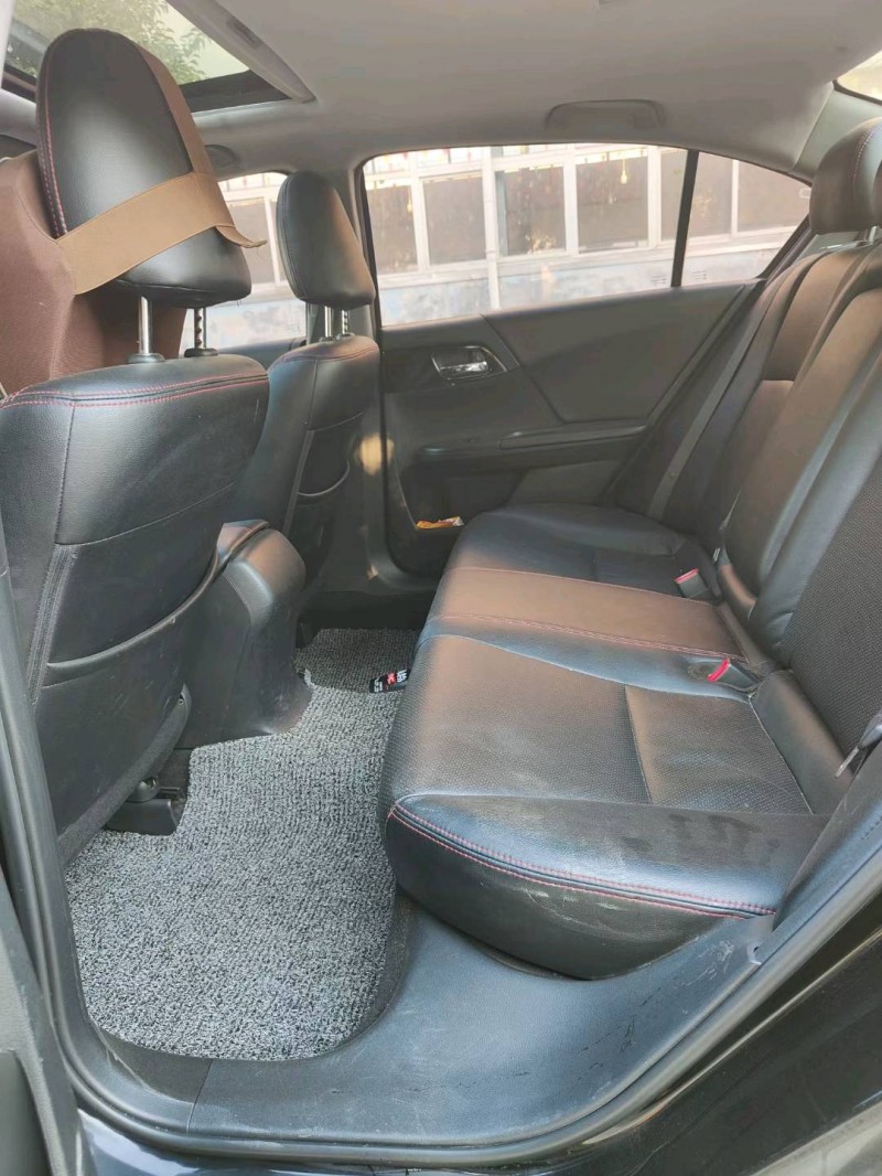 北京18年本田雅阁5