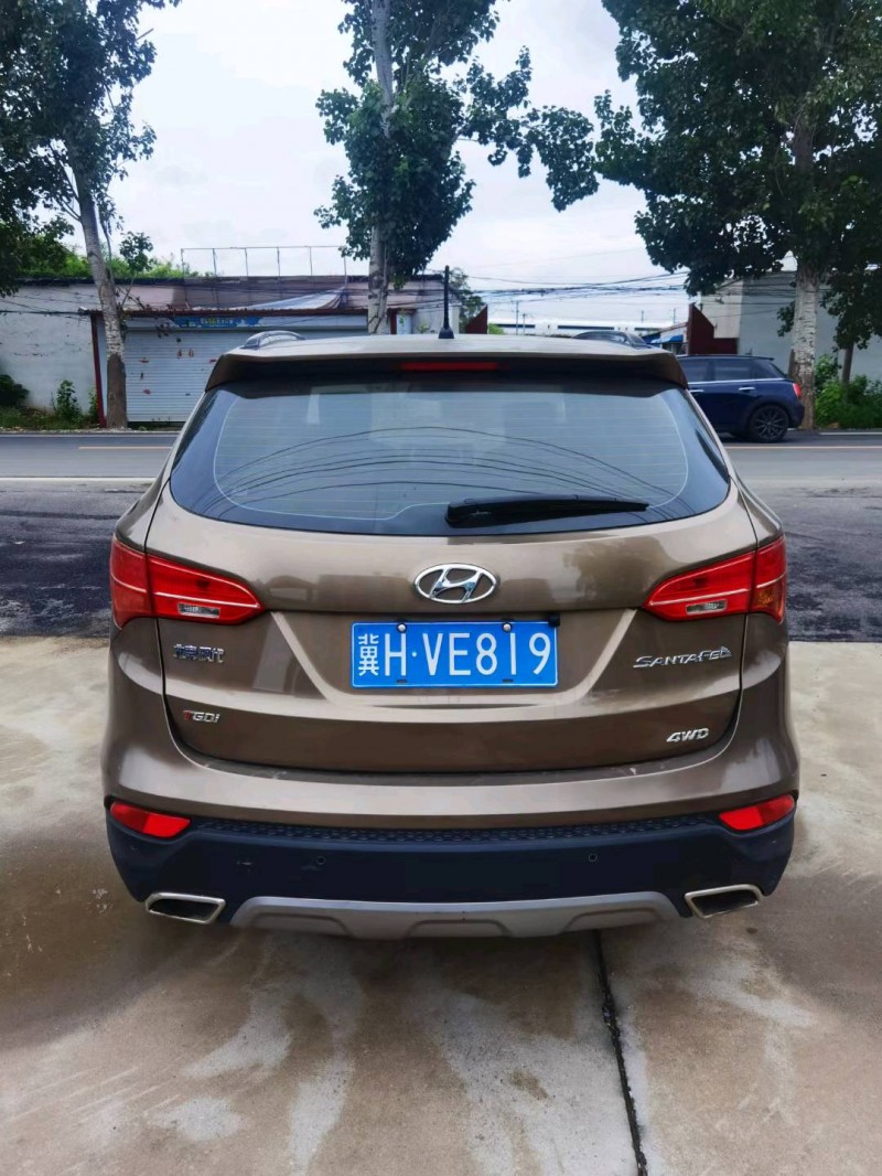 保定13年现代新胜达7