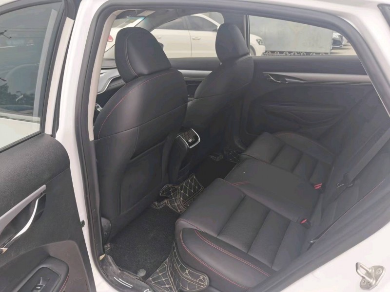 保定20年吉利缤瑞5