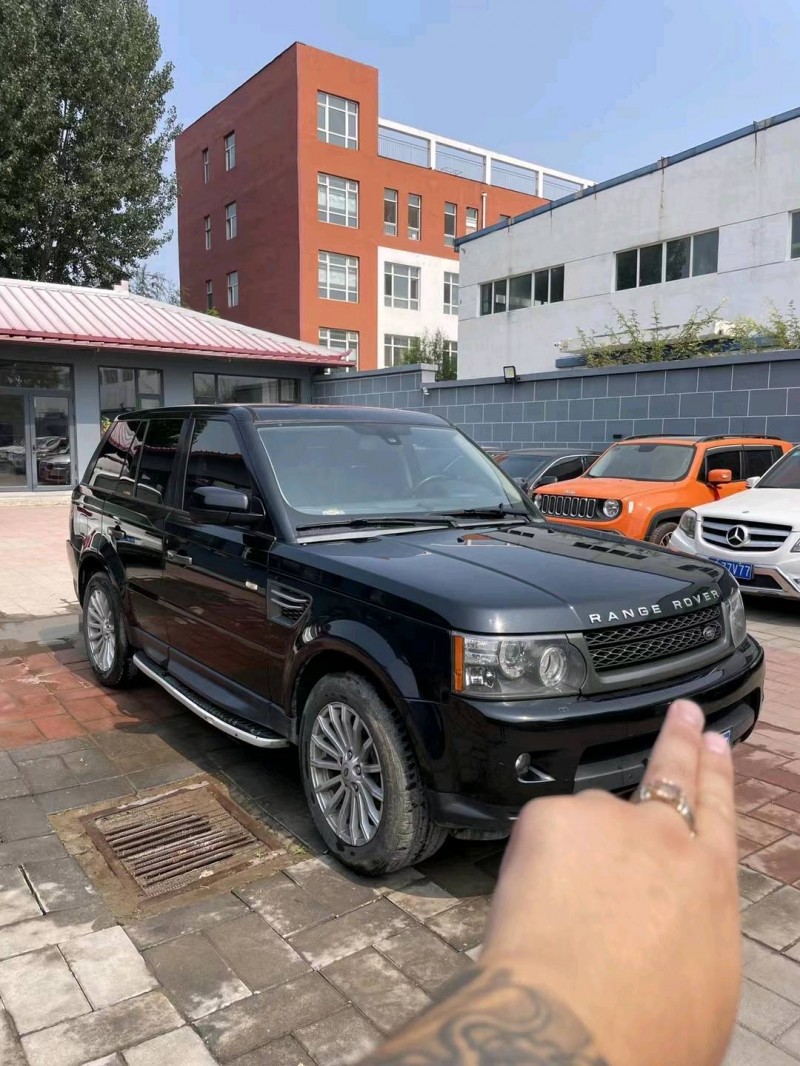 廊坊11年路虎揽胜运动7