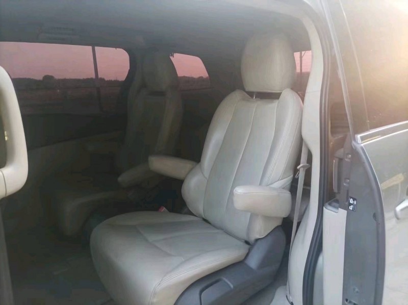 东营11年别克GL88