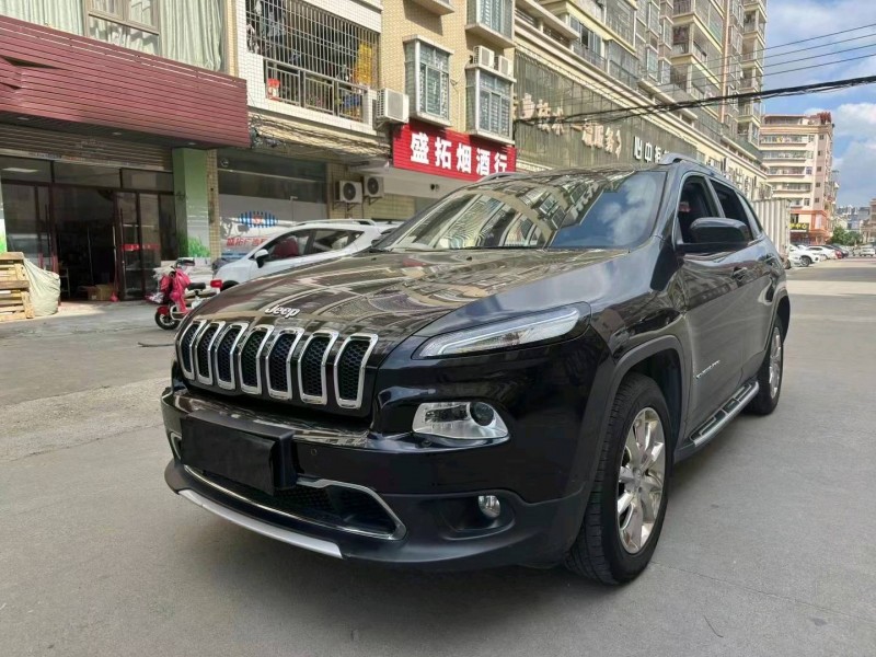 珠海18年Jeep自由光9
