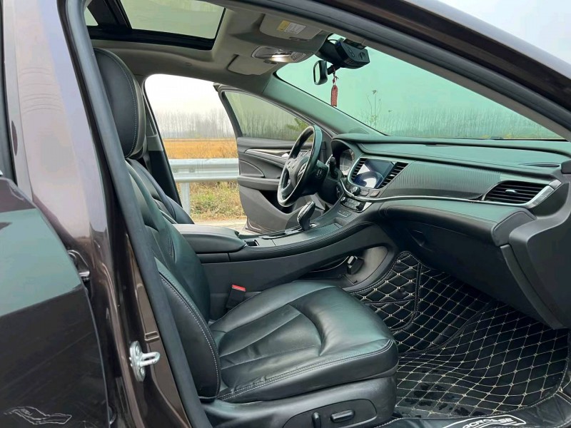 徐州18年别克君越5