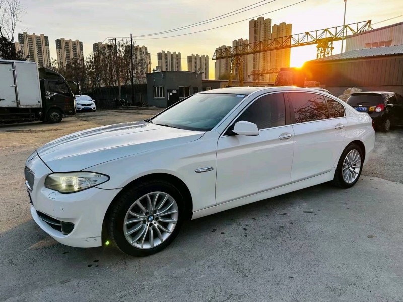 沈阳13年宝马5系2