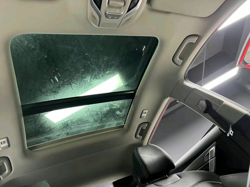 成都19年吉利缤越6