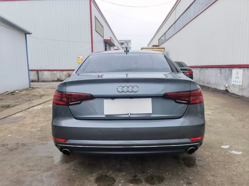 徐州18年奥迪A4L3