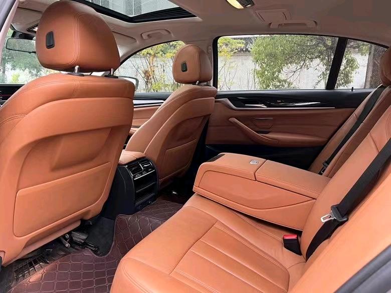 盐城17年宝马5系4