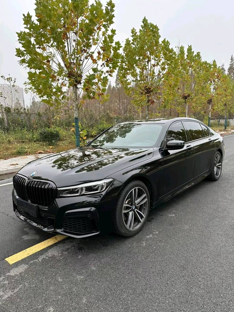 徐州21年宝马7系3