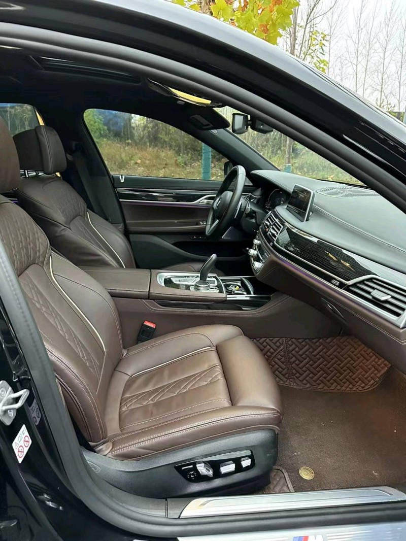 徐州21年宝马7系6