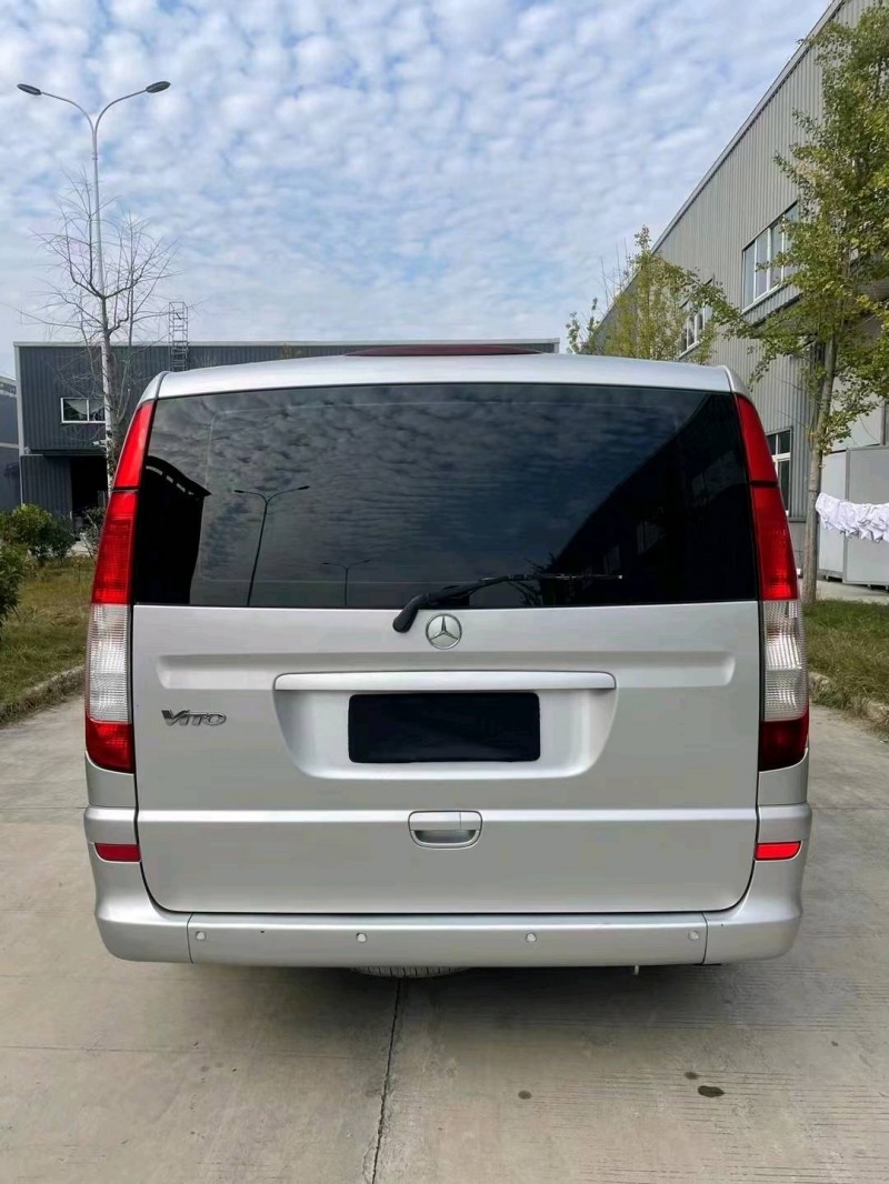 徐州12年奔驰威霆9