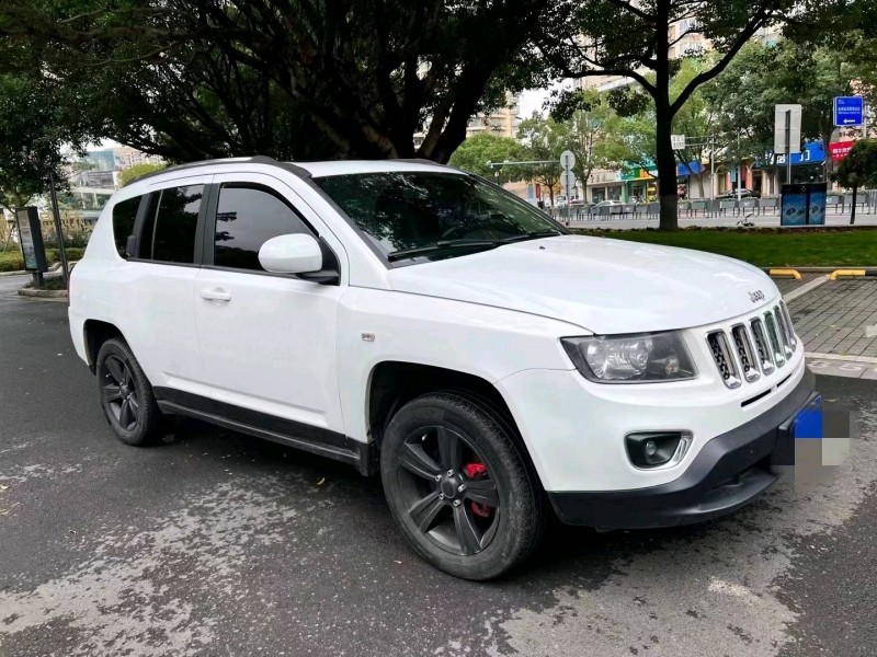 嘉兴14年Jeep指南者3