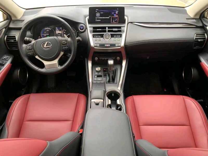 广州21年雷克萨斯NX8