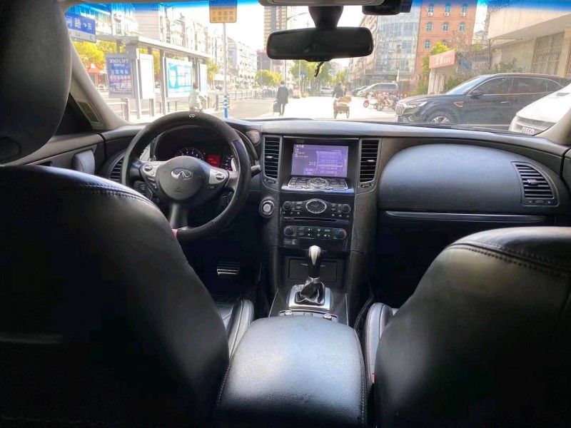 嘉兴11年英菲尼迪FX356