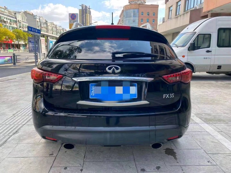 嘉兴11年英菲尼迪FX354