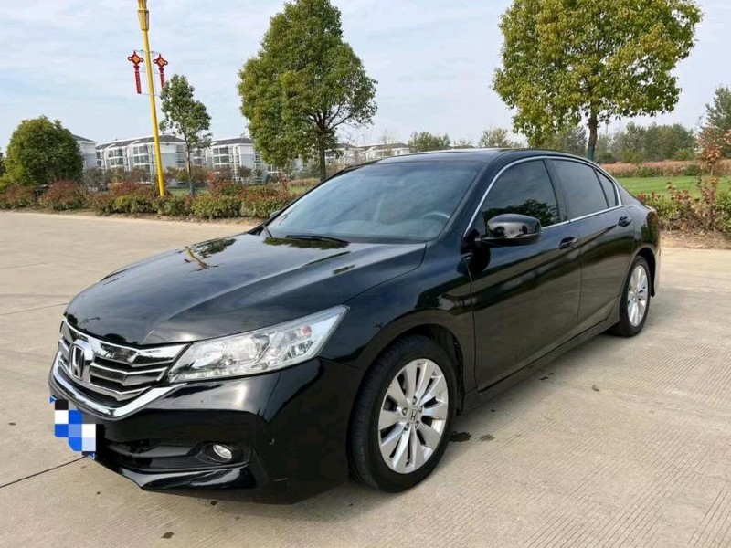 盐城14年本田雅阁2