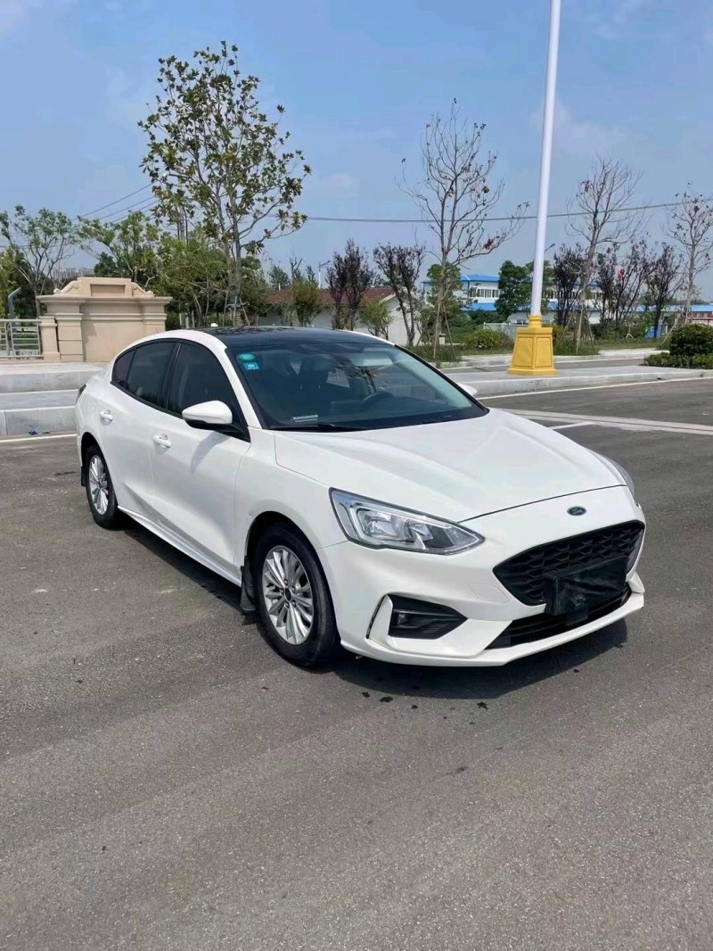 徐州20年福特福克斯3