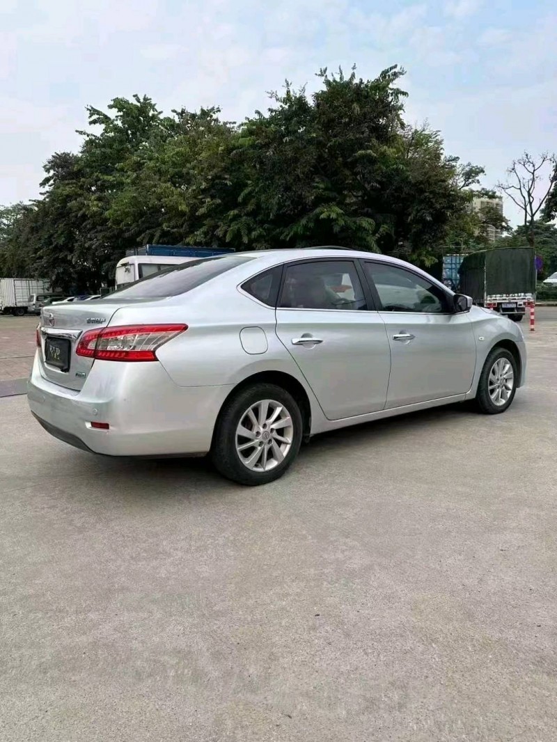 珠海14年日產軒逸7