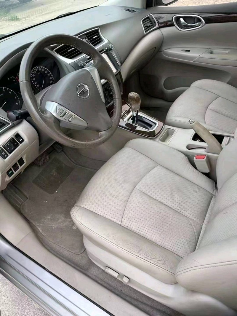 珠海14年日產軒逸9