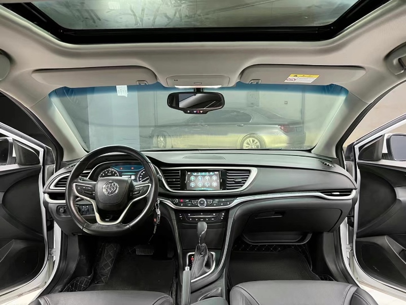 成都20年别克英朗5