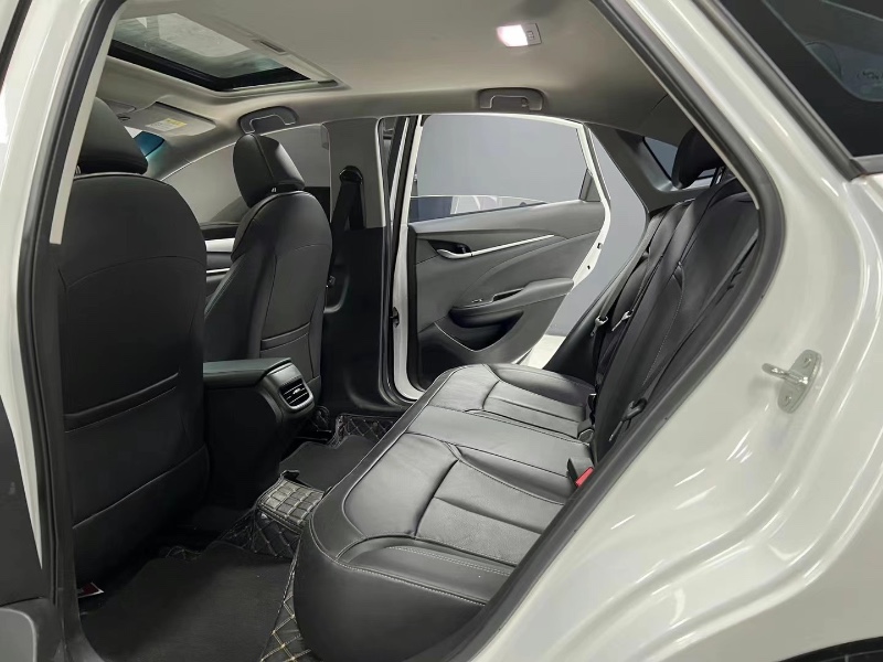 成都20年别克英朗9