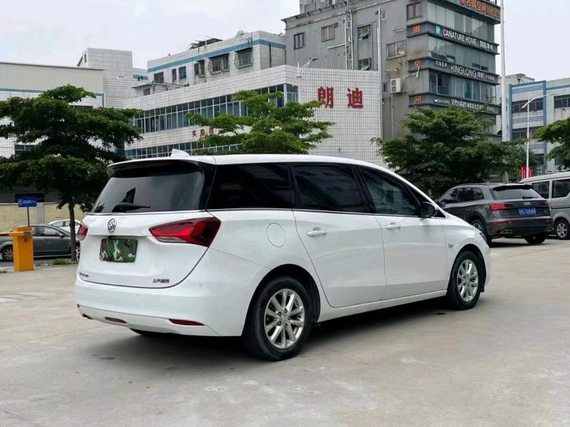 东莞19年别克GL69