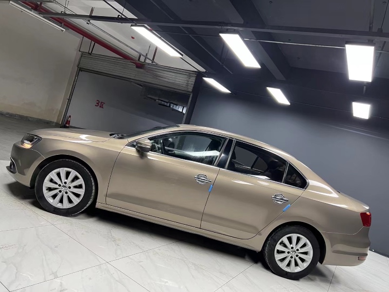 成都15年大众速腾4