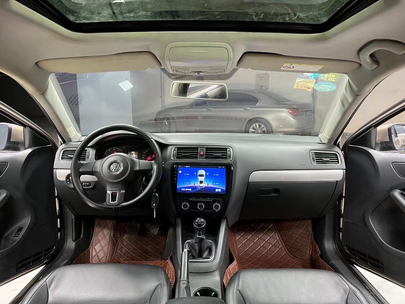 成都15年大众速腾7