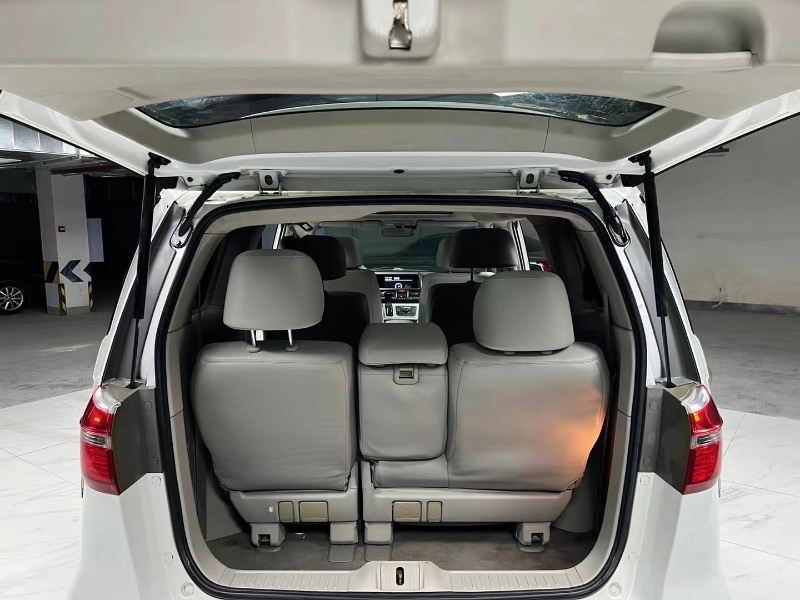 成都13年本田艾力绅9